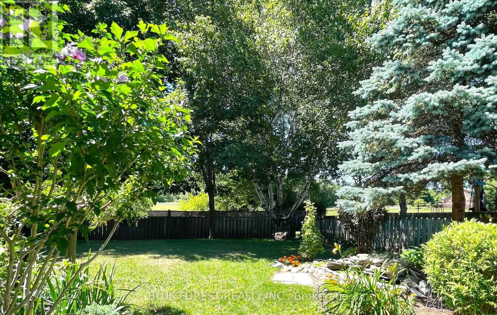 29 Village Gate Crescent, Thames Centre, Ontario  N0L 1G3 - Photo 41 - X13434432