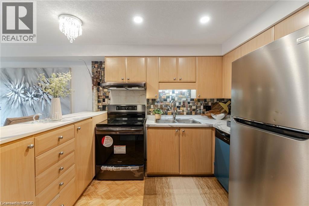 316 Activa Avenue, Kitchener, Ontario  N2E 3V1 - Photo 10 - 40845159