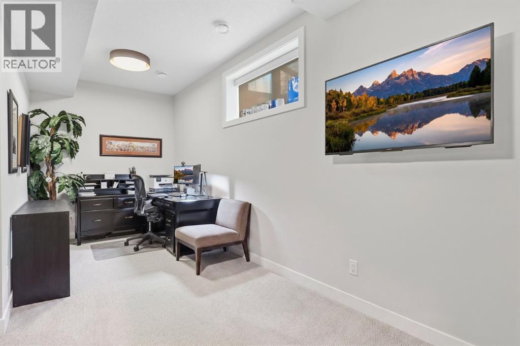 648 Shawnee Terrace Sw, Calgary, Alberta  T2Y 0T5 - Photo 26 - A2332020