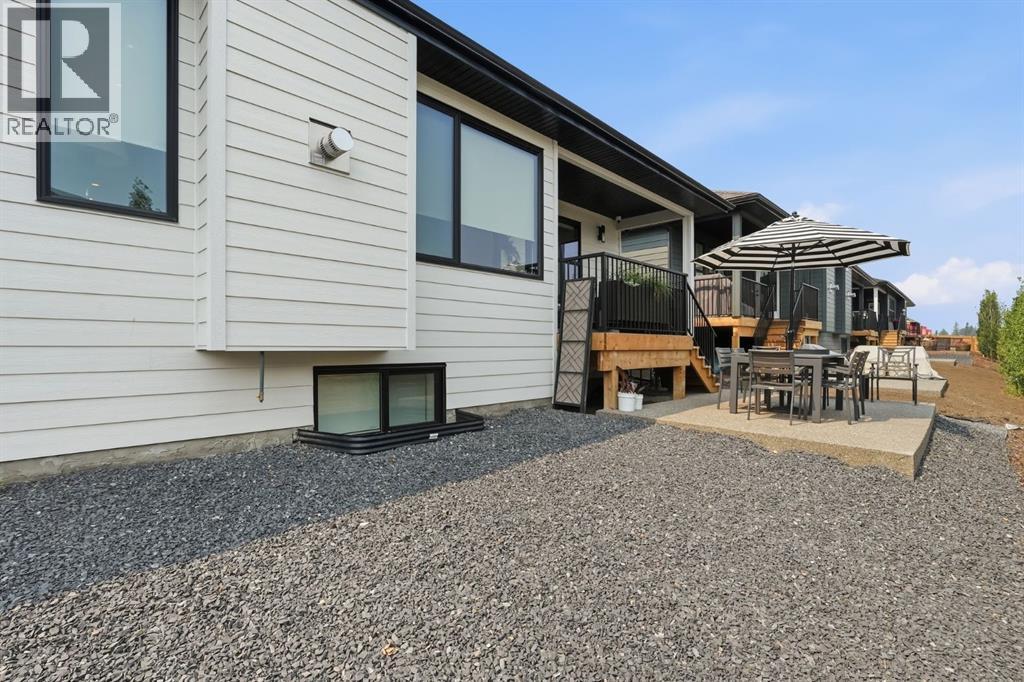 648 Shawnee Terrace Sw, Calgary, Alberta  T2Y 0T5 - Photo 34 - A2332020