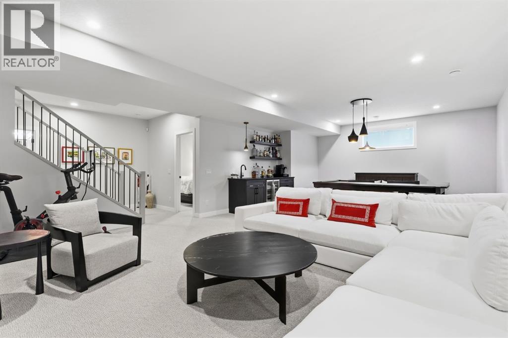 648 Shawnee Terrace Sw, Calgary, Alberta  T2Y 0T5 - Photo 19 - A2332020