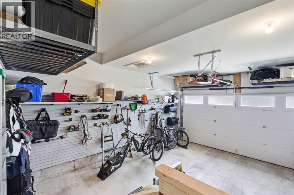 648 Shawnee Terrace Sw, Calgary, Alberta  T2Y 0T5 - Photo 35 - A2332020