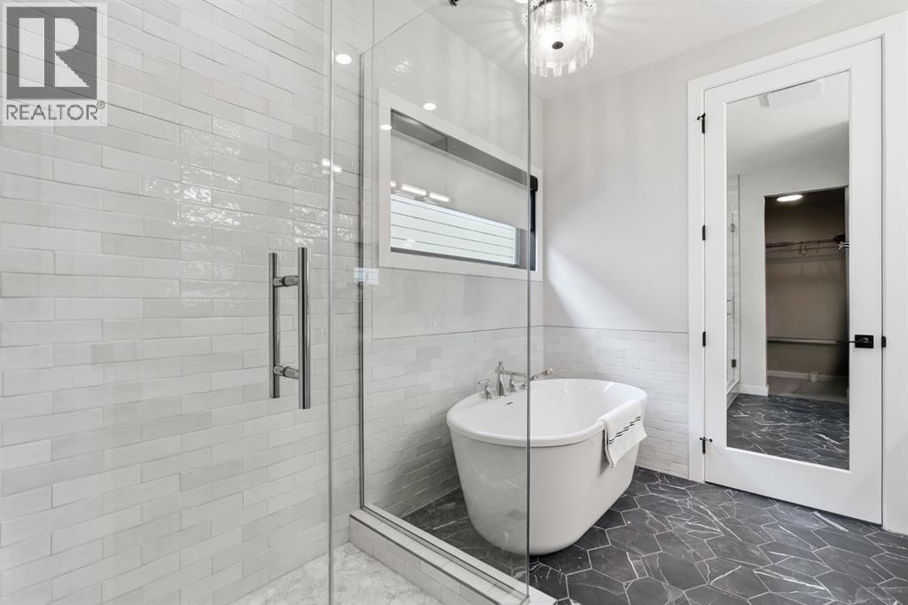 648 Shawnee Terrace Sw, Calgary, Alberta  T2Y 0T5 - Photo 17 - A2332020