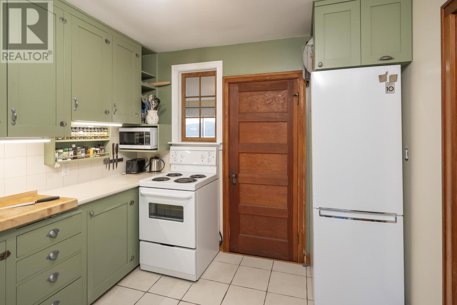 351 Amethyst Harbour Cliff Ave, Thunder Bay, Ontario  P7A 0B4 - Photo 15 - TB2601158