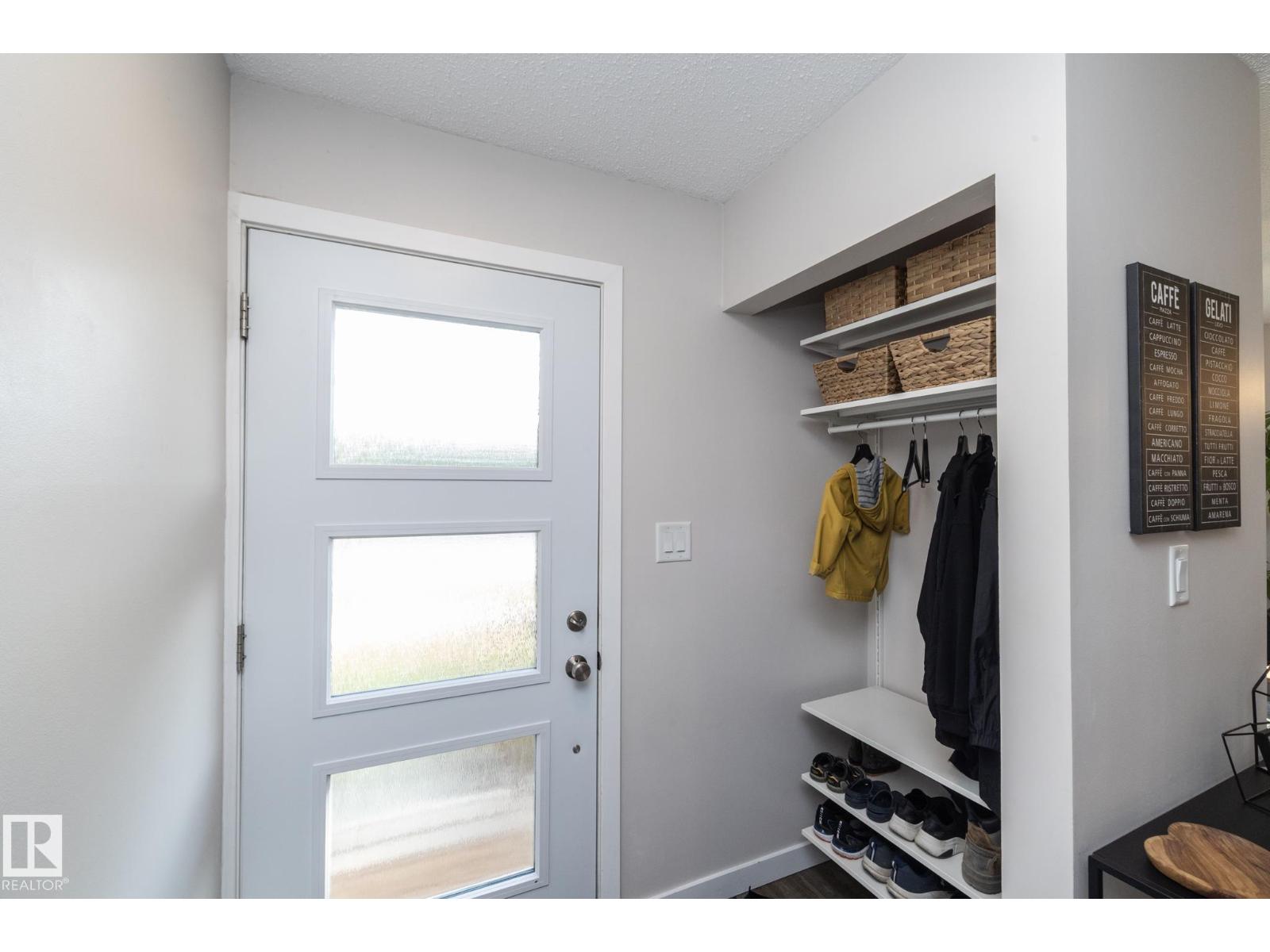 10552 Beaumaris Rd NW, Edmonton, Alberta  T5X 5A2 - Photo 3 - E4501841