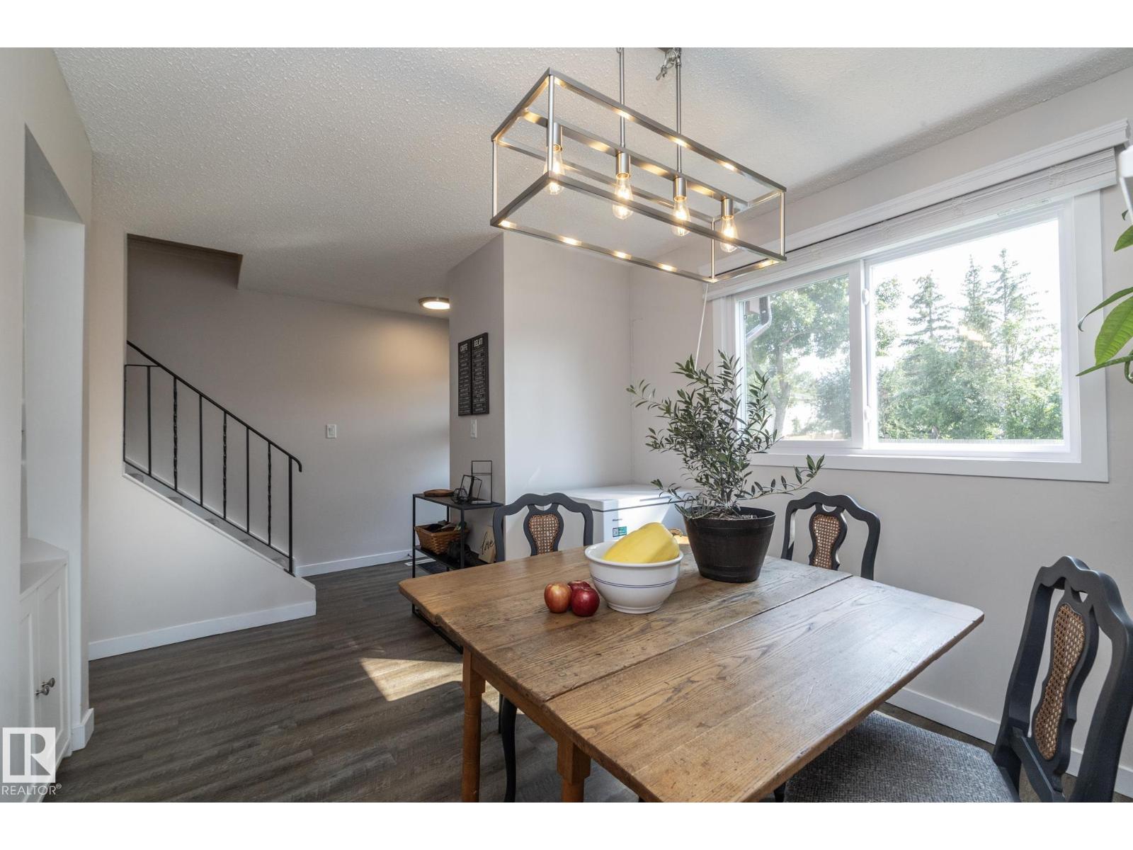 10552 Beaumaris Rd NW, Edmonton, Alberta  T5X 5A2 - Photo 7 - E4501841