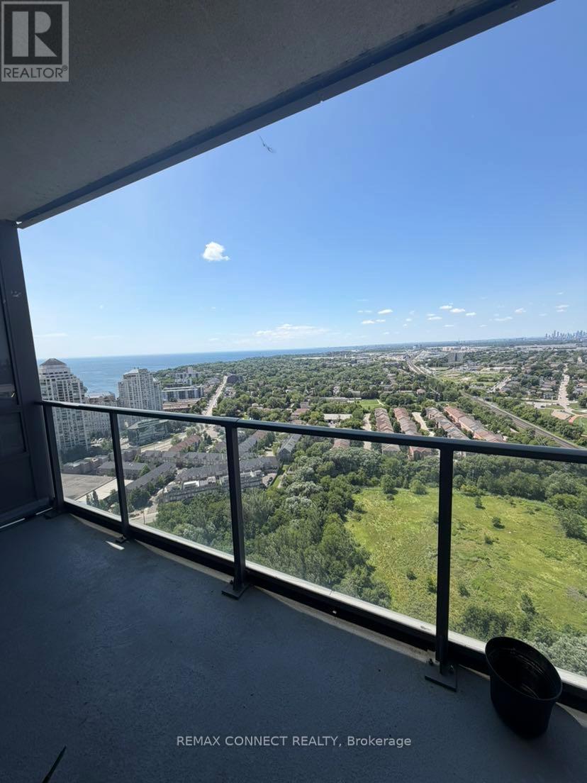 4 - 36 PARK LAWN ROAD, Toronto, Ontario
