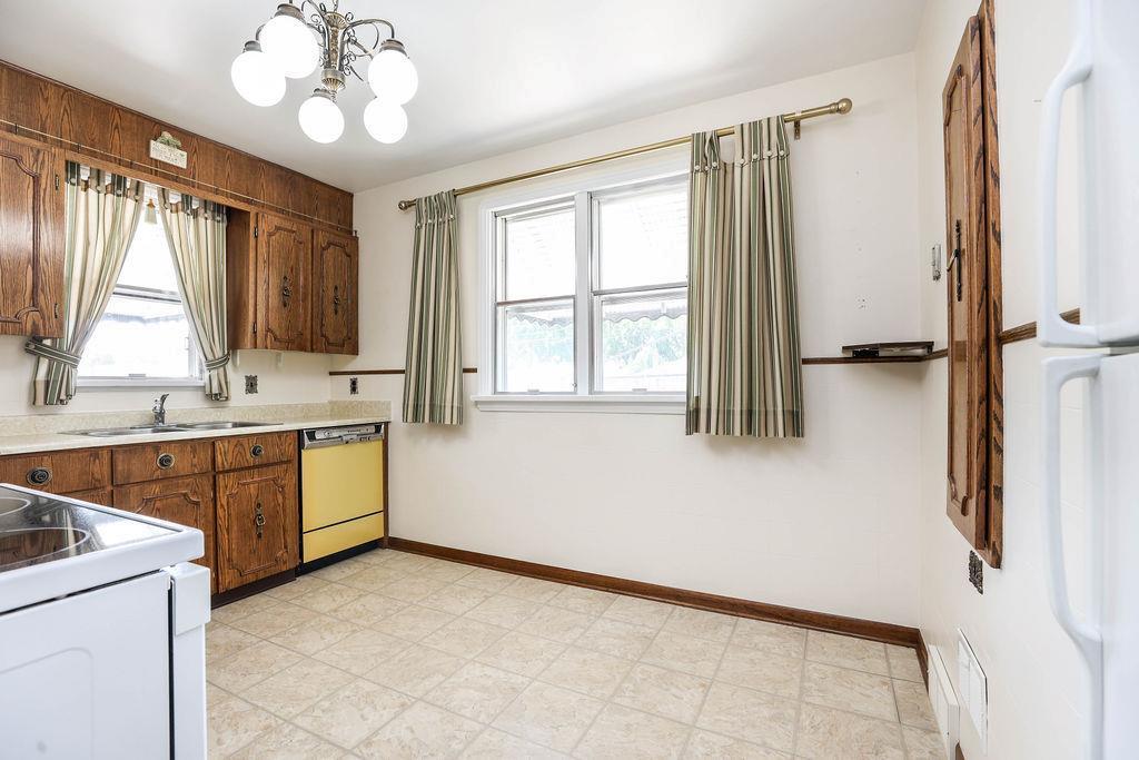 884 Cathedral Avenue, Winnipeg, Manitoba  R2X 1J2 - Photo 24 - 202619182