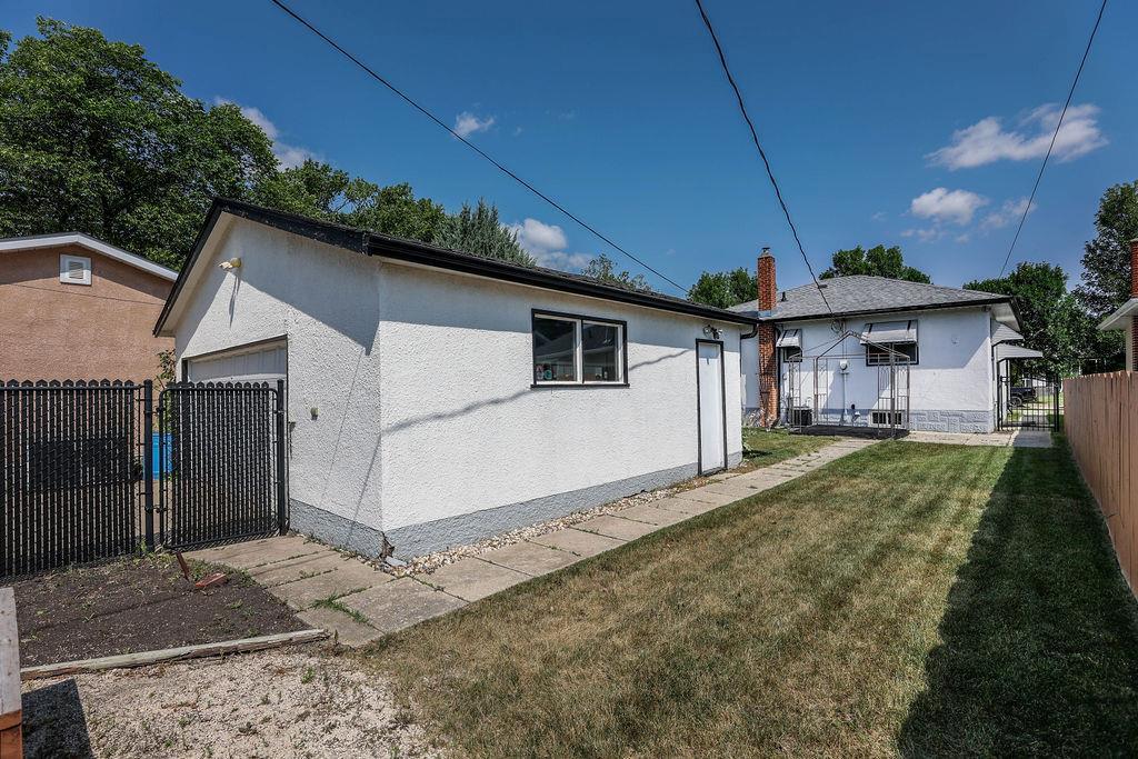 884 Cathedral Avenue, Winnipeg, Manitoba  R2X 1J2 - Photo 44 - 202619182