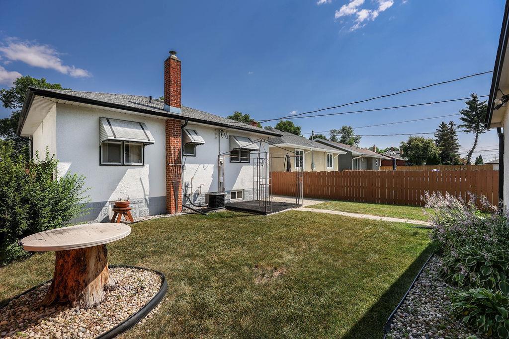 884 Cathedral Avenue, Winnipeg, Manitoba  R2X 1J2 - Photo 47 - 202619182