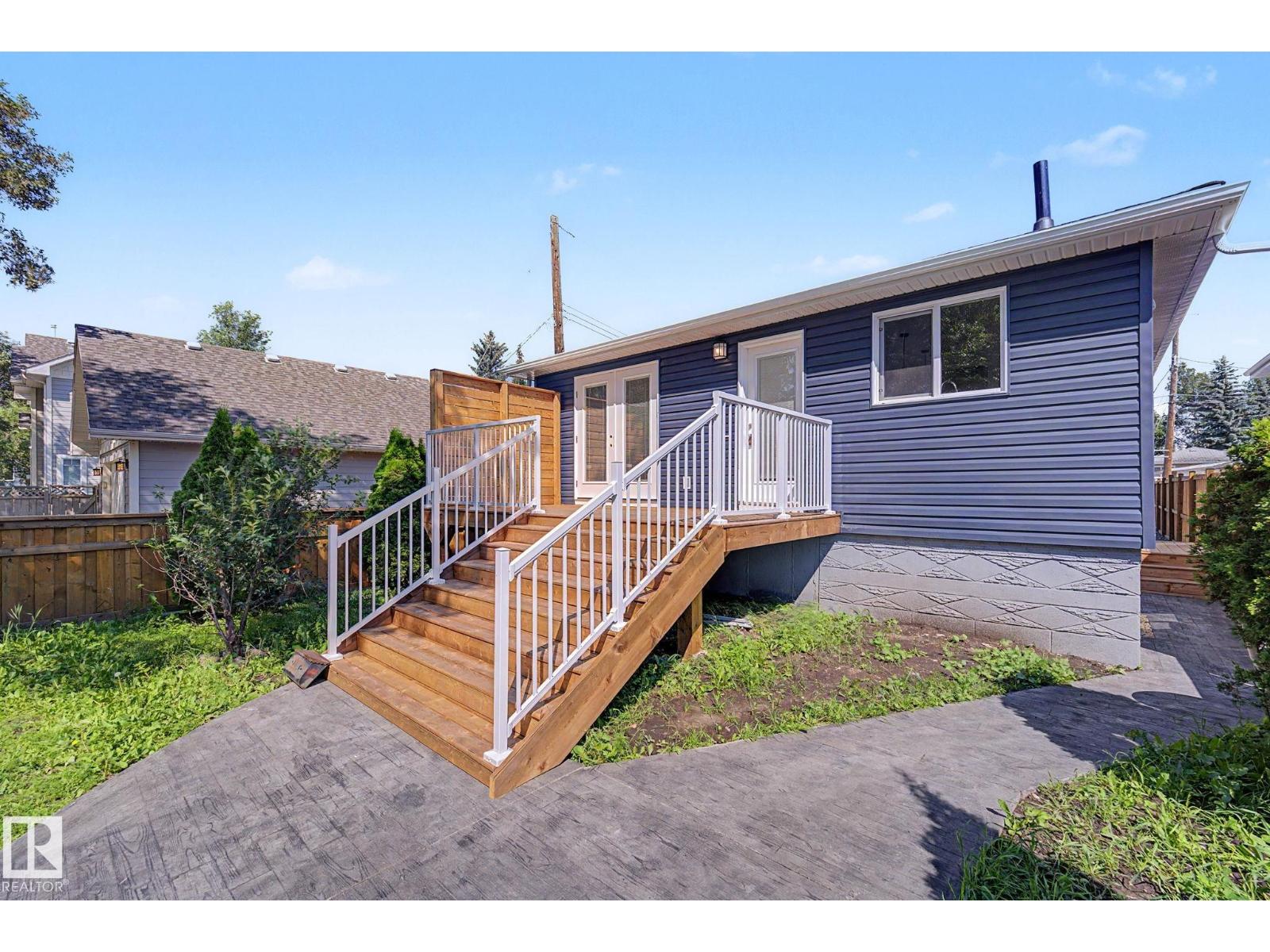 10570 66 Av NW, Edmonton, Alberta  T6H 1X4 - Photo 4 - E4501842