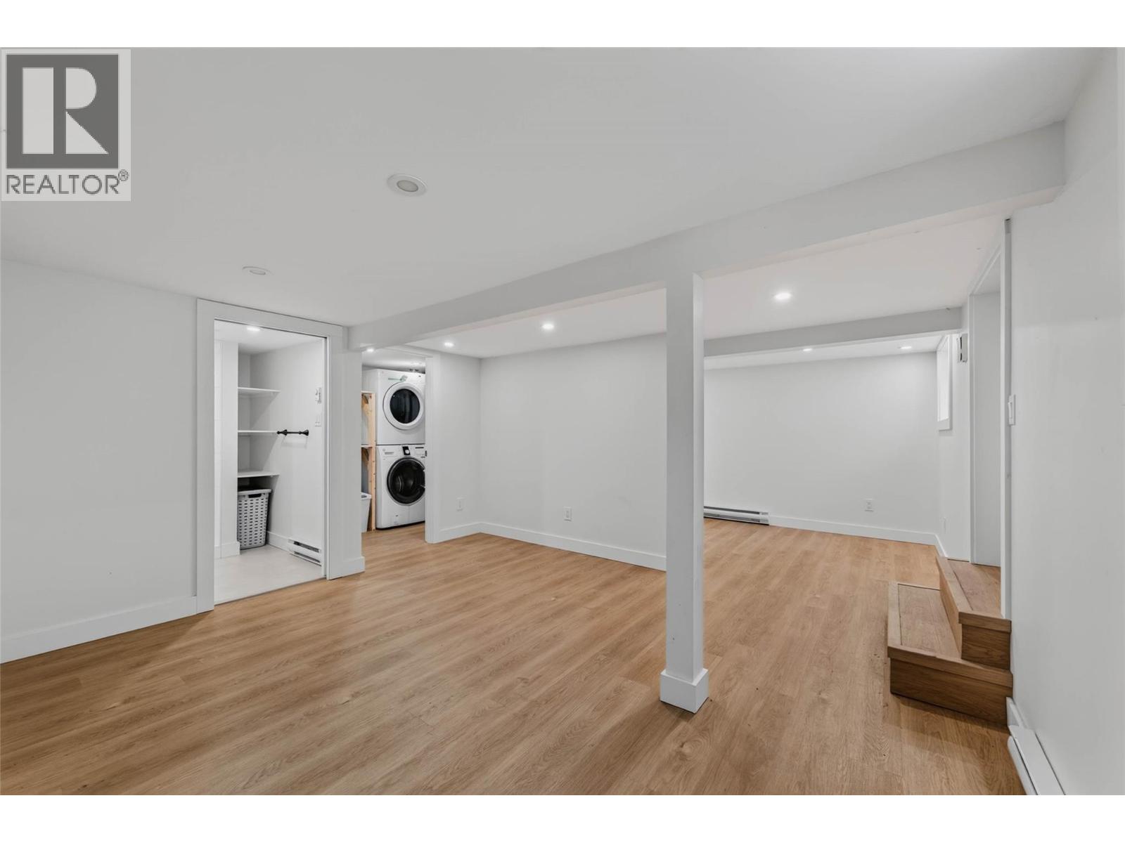 1011 Hall Street, Nelson, British Columbia  V1L 1Z8 - Photo 31 - 10396451