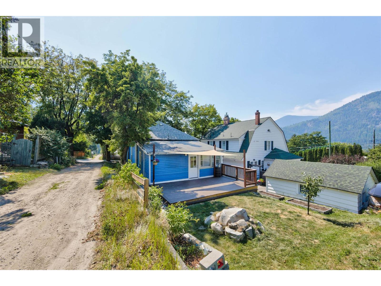 1011 Hall Street, Nelson, British Columbia  V1L 1Z8 - Photo 65 - 10396451