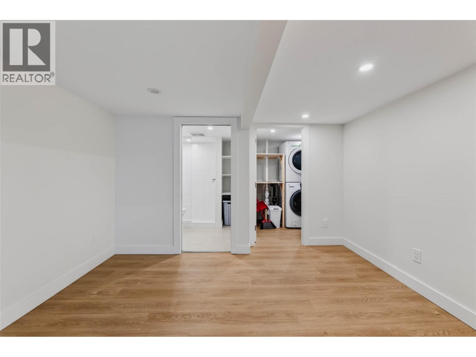 1011 Hall Street, Nelson, British Columbia  V1L 1Z8 - Photo 25 - 10396451
