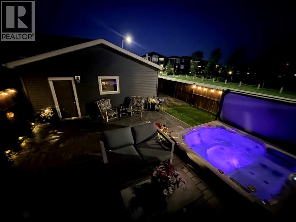 153 Sandstone Drive, Okotoks, Alberta  T1S 5R8 - Photo 36 - A2333677