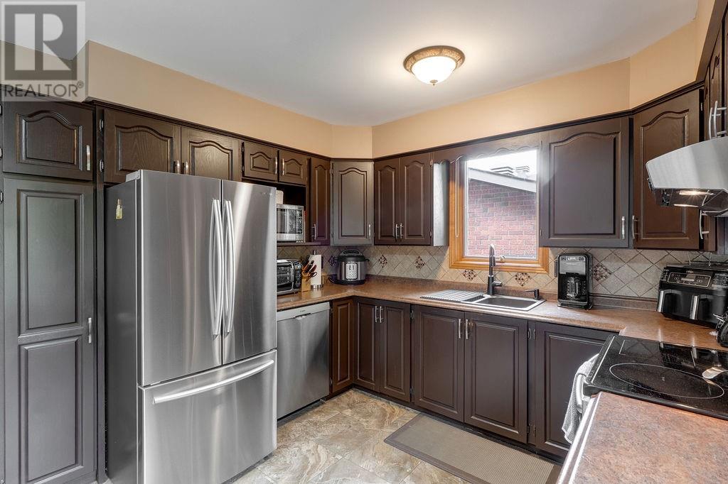 71 Chantal Crescent, Greater Sudbury, Ontario  P3L 1C1 - Photo 3 - 2128362