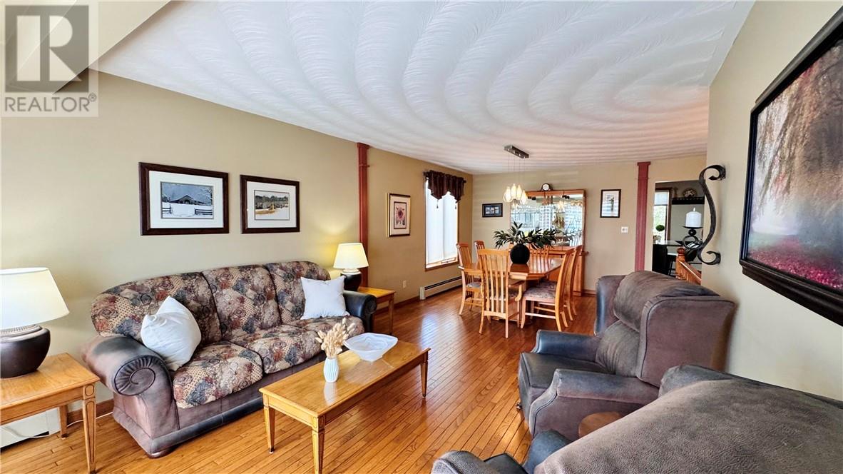 71 Chantal Crescent, Greater Sudbury, Ontario  P3L 1C1 - Photo 6 - 2128362