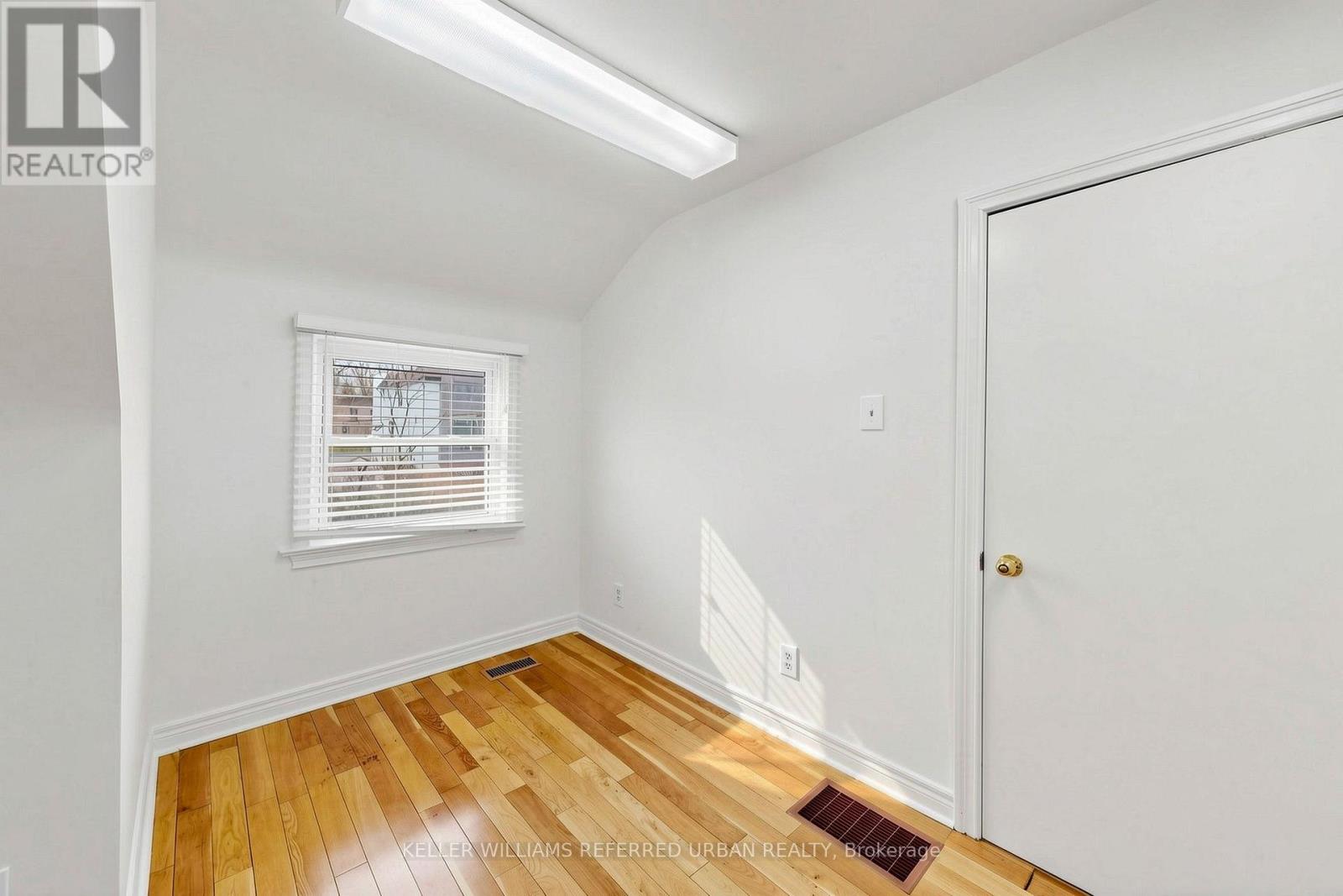 168 Sheppard Avenue W, Toronto, Ontario  M2N 1M8 - Photo 19 - C13630216