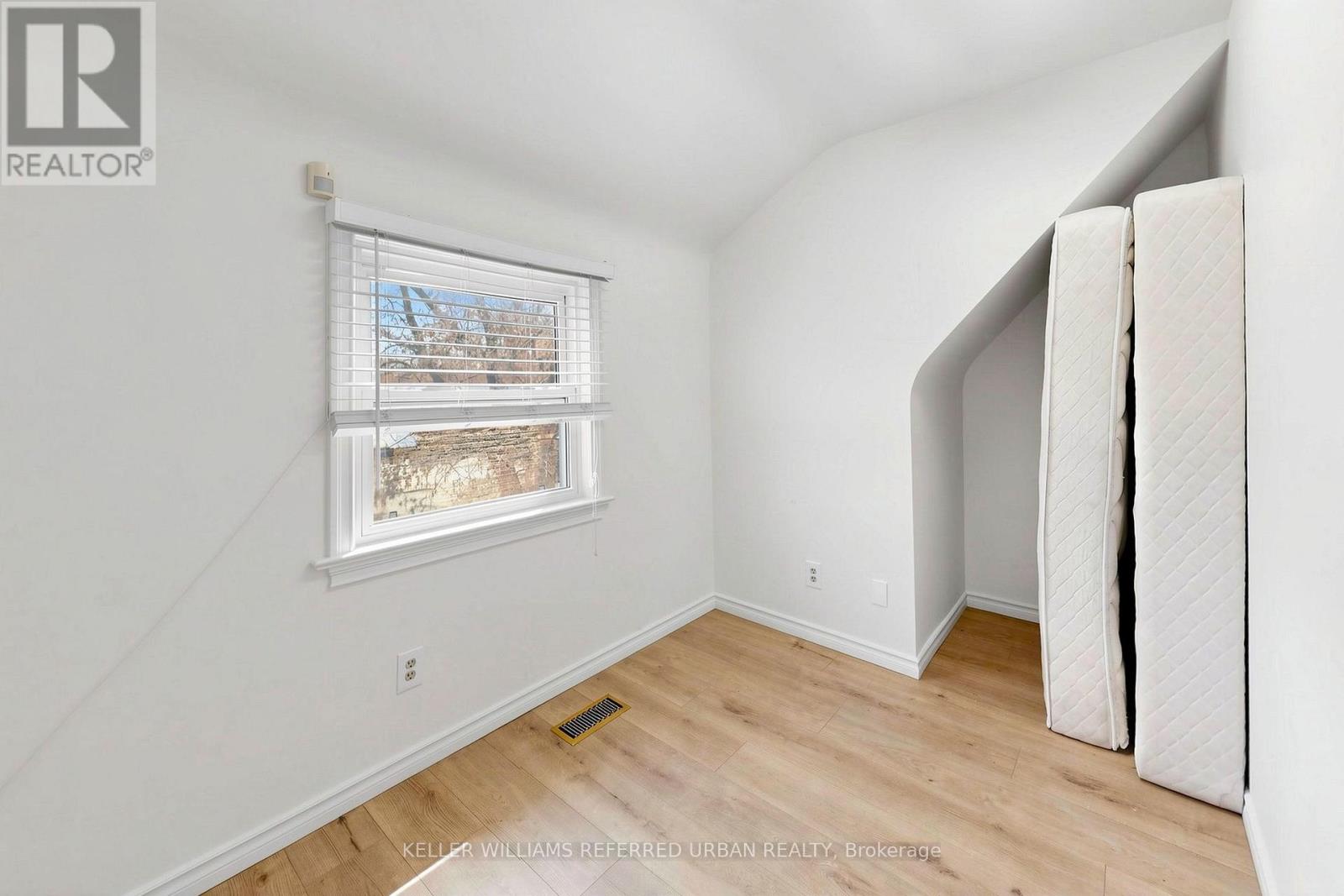 168 Sheppard Avenue W, Toronto, Ontario  M2N 1M8 - Photo 27 - C13630216