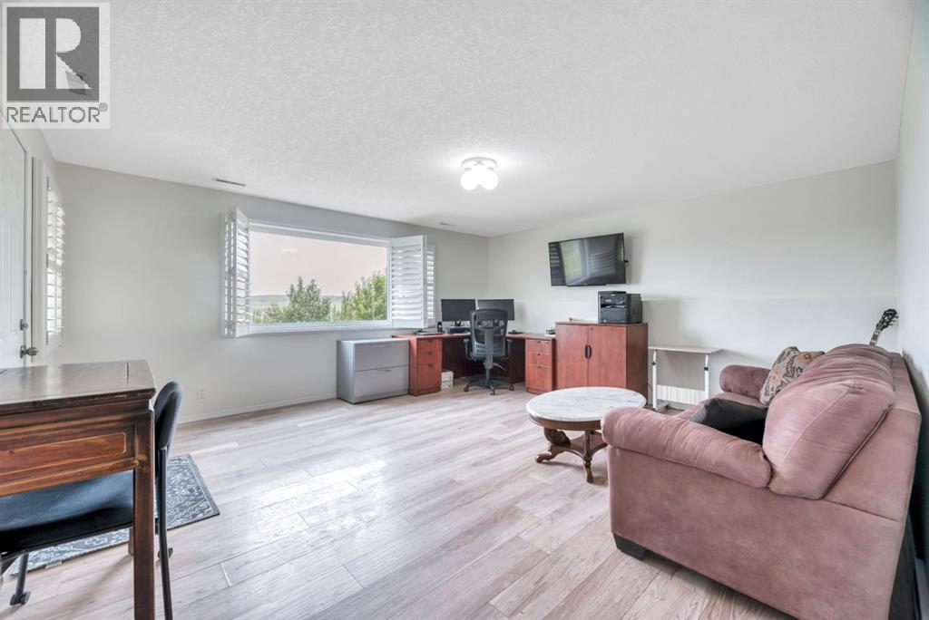 434029 2 Street E, Rural Foothills County, Alberta  T1S 1A1 - Photo 34 - A2333068