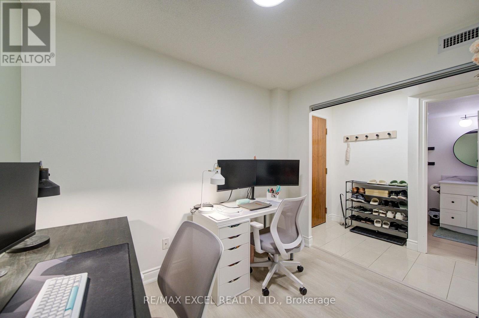 202 - 37 Galleria Parkway, Markham (Commerce Valley), Ontario  L3T 0A5 - Photo 14 - N13630174
