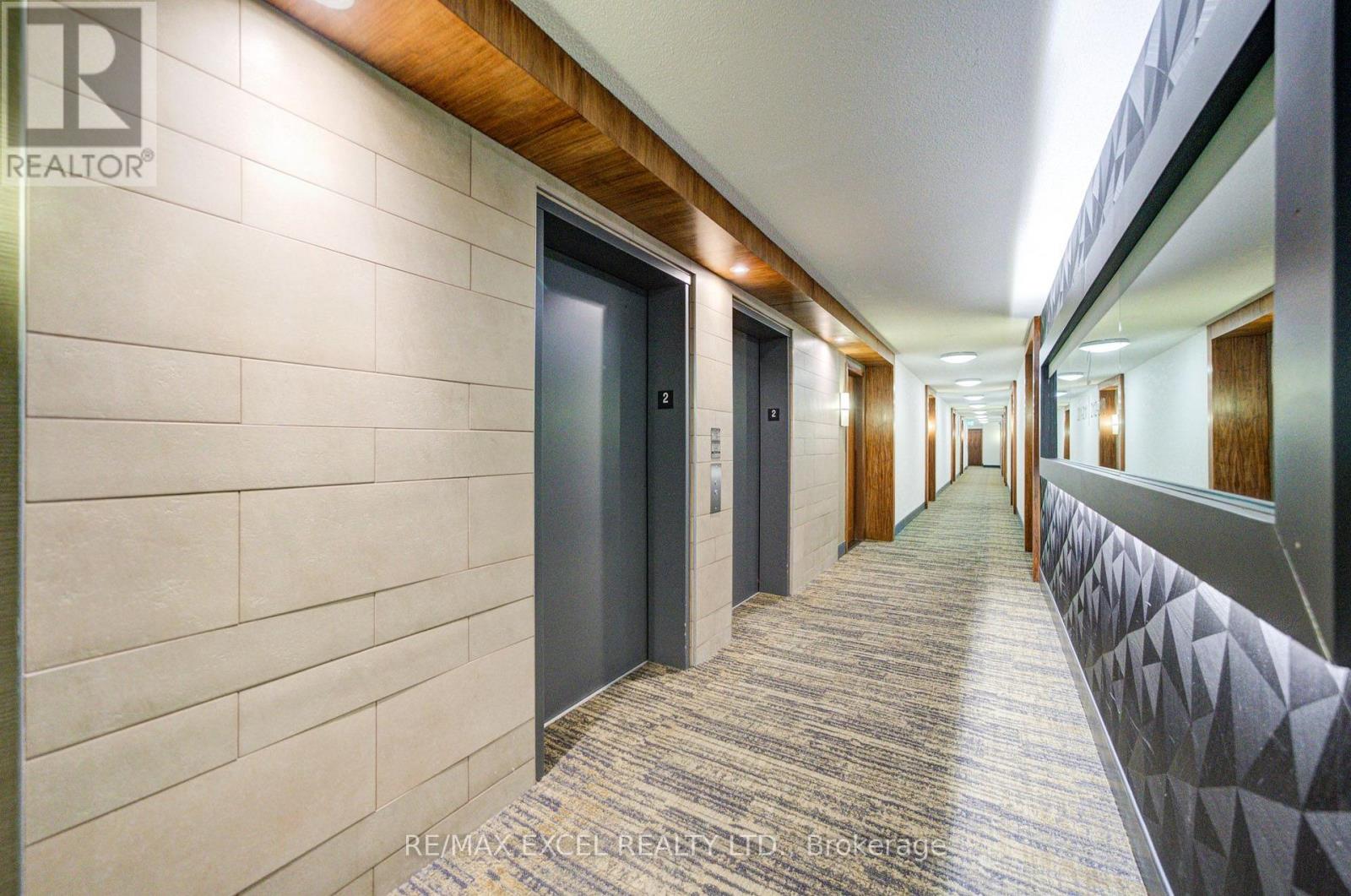 202 - 37 Galleria Parkway, Markham (Commerce Valley), Ontario  L3T 0A5 - Photo 5 - N13630174