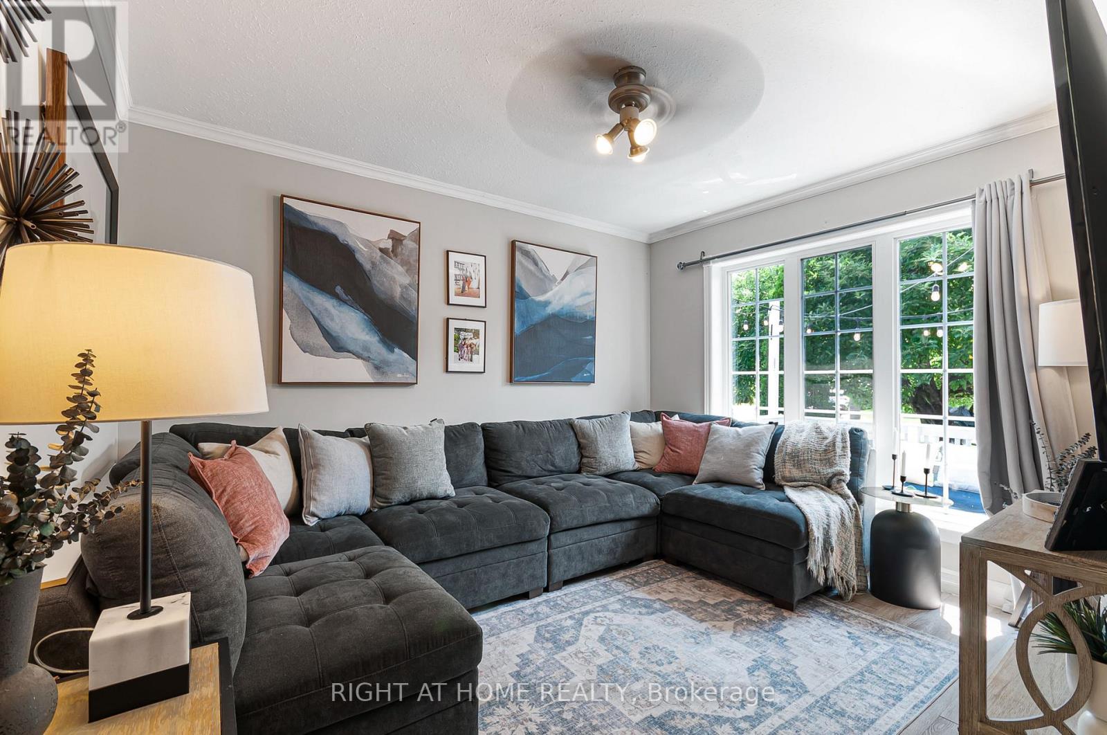 174 Sundew Drive, Barrie, Ontario  L4N 9N1 - Photo 4 - S13630190