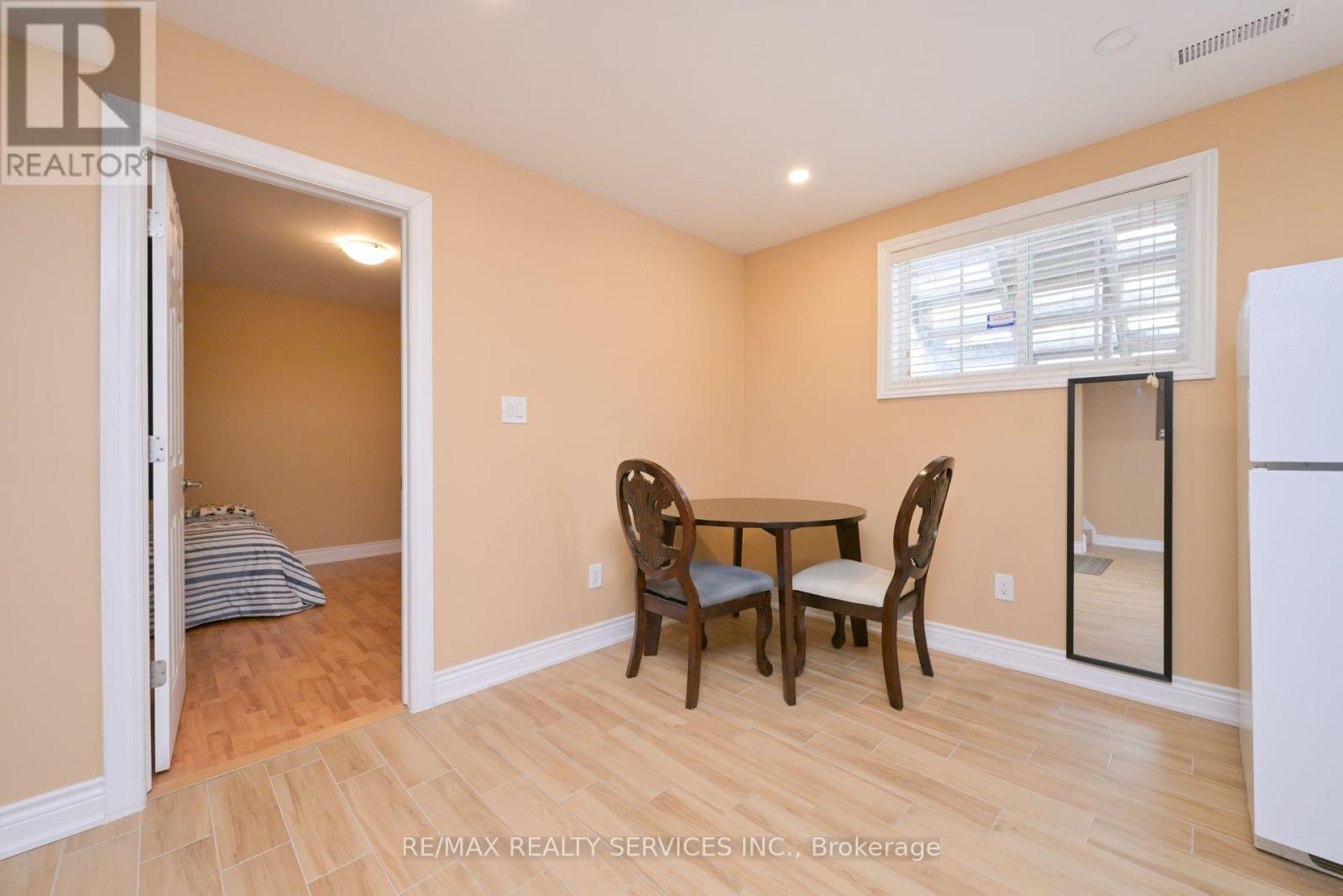 42 Brambirch Crescent, Brampton, Ontario  L7A 1V1 - Photo 12 - W13630148