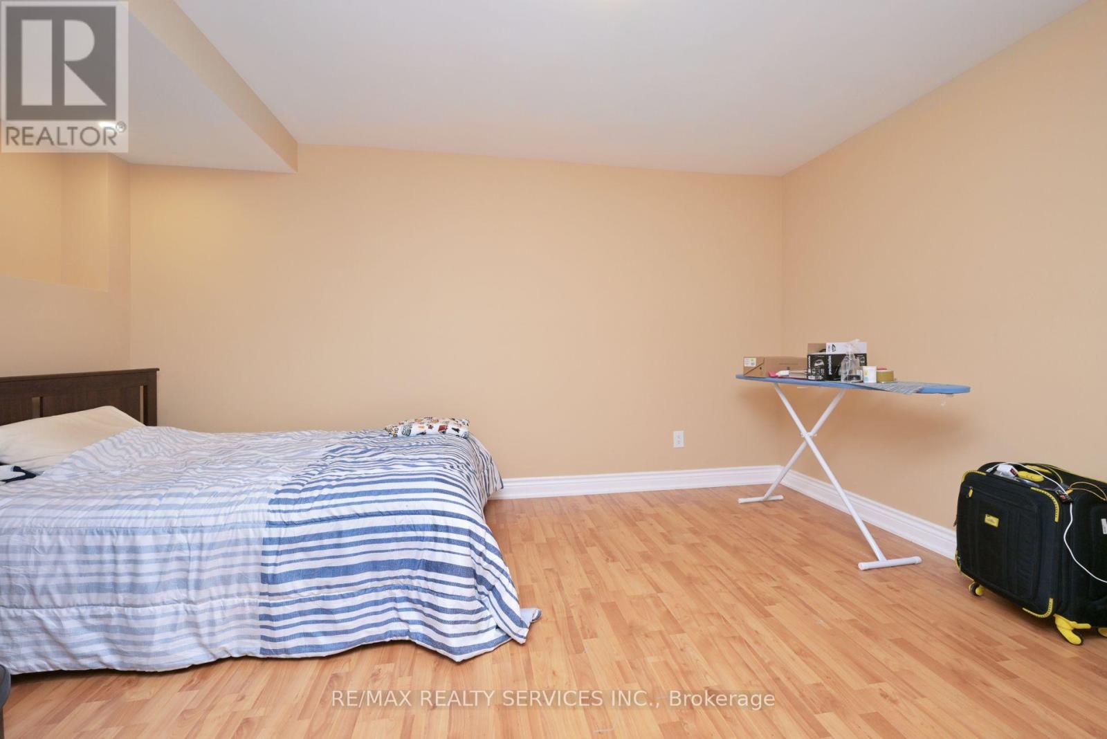 42 Brambirch Crescent, Brampton, Ontario  L7A 1V1 - Photo 14 - W13630148