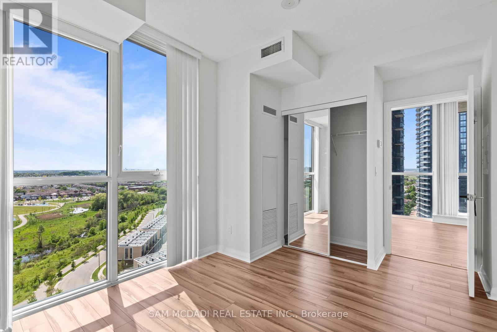 1602 - 55 Eglinton Avenue W, Mississauga, Ontario  L5R 0E5 - Photo 16 - W13630160