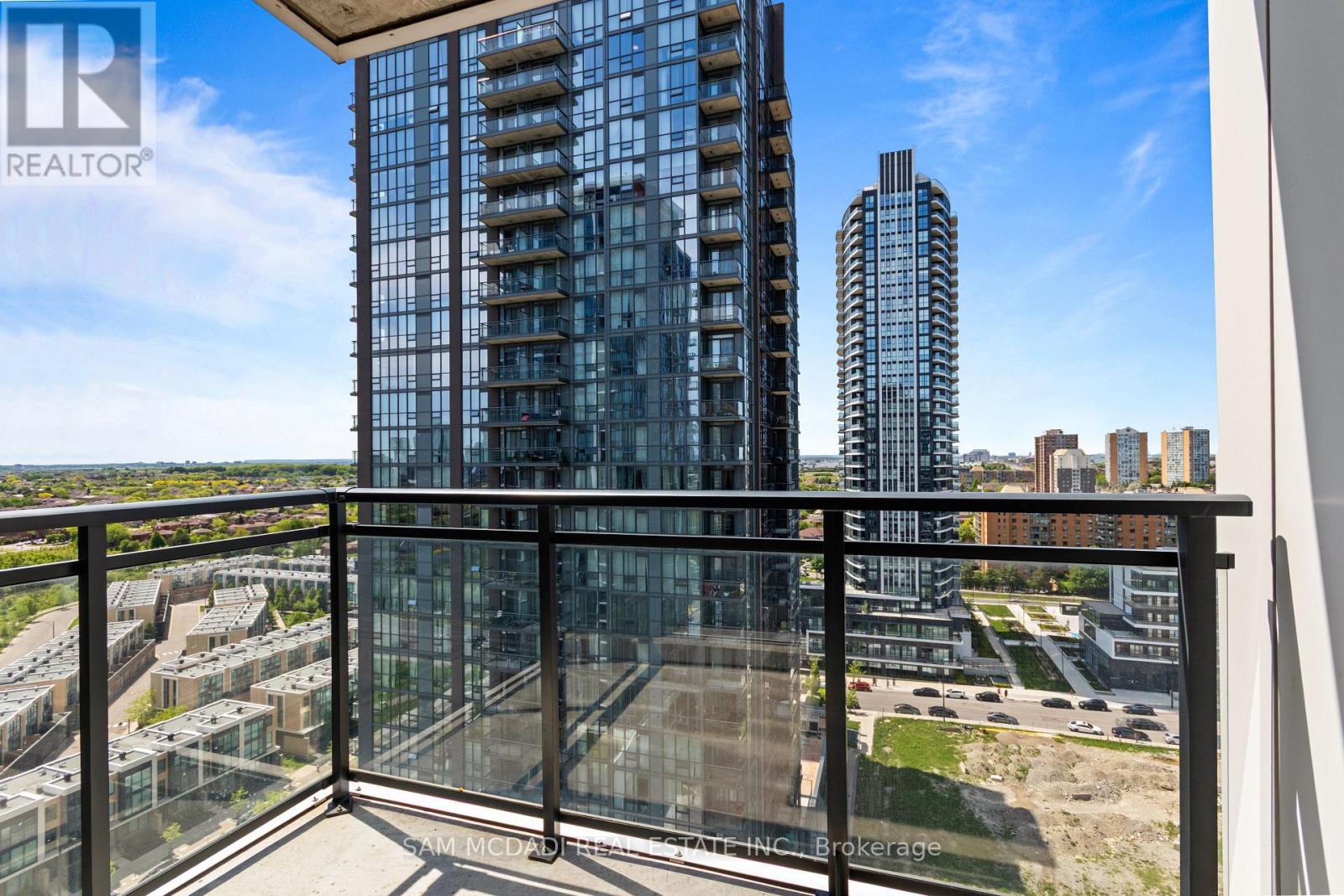 1602 - 55 Eglinton Avenue W, Mississauga, Ontario  L5R 0E5 - Photo 20 - W13630160