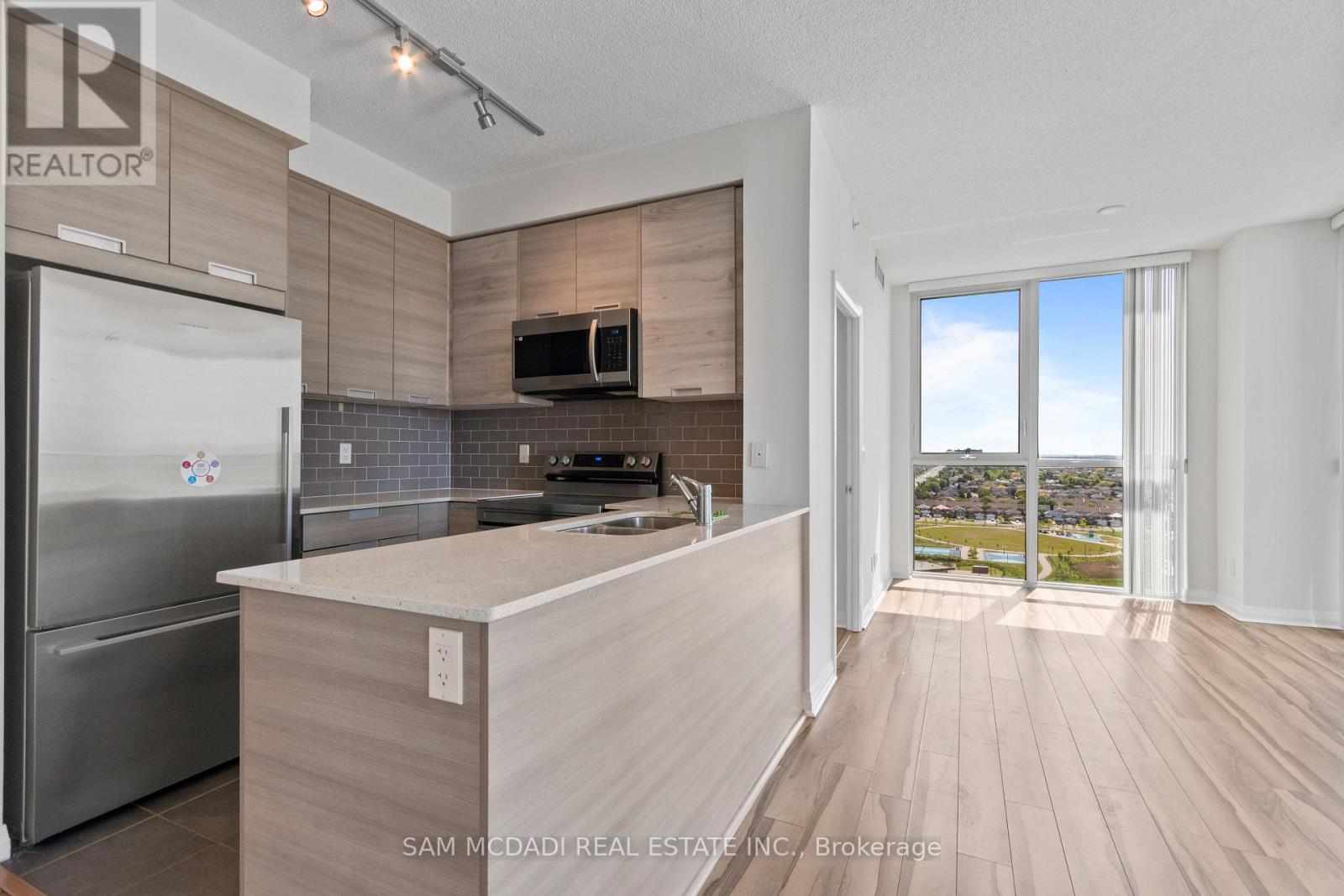 1602 - 55 Eglinton Avenue W, Mississauga, Ontario  L5R 0E5 - Photo 6 - W13630160