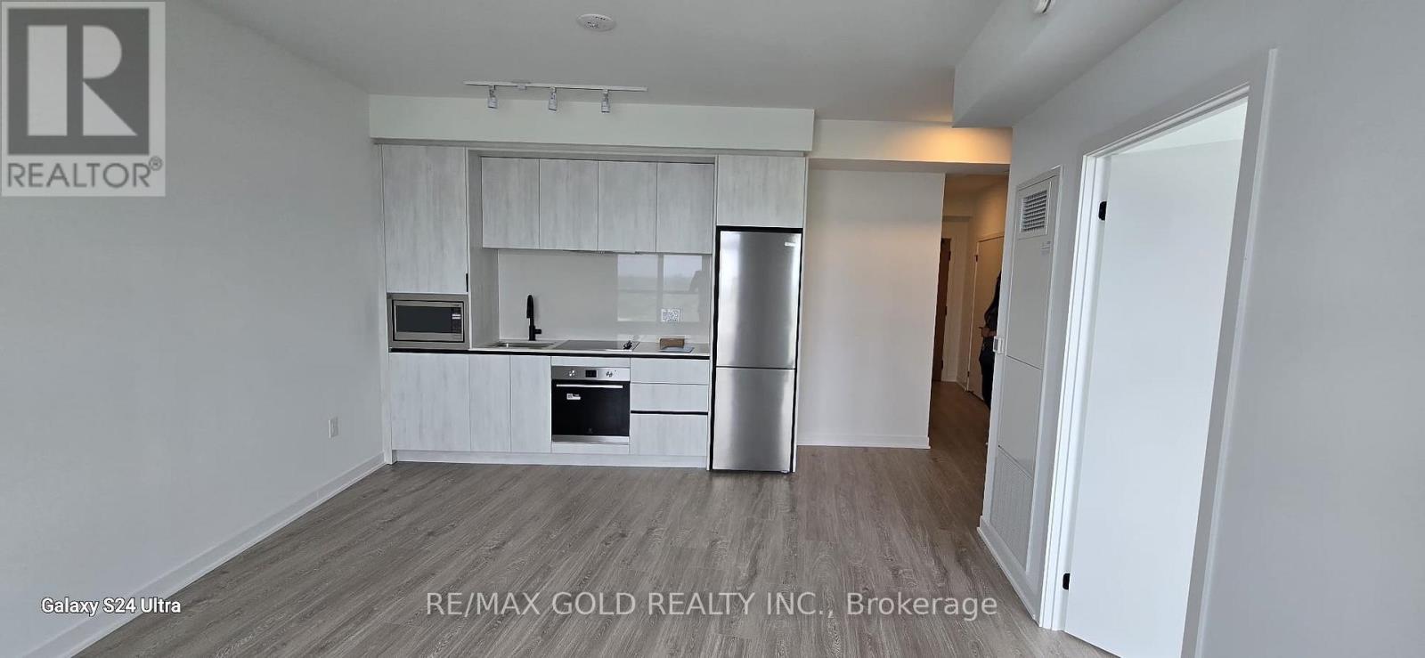 1613 - 2495 Eglinton Avenue W, Mississauga, Ontario  L5M 2T2 - Photo 2 - W13630188