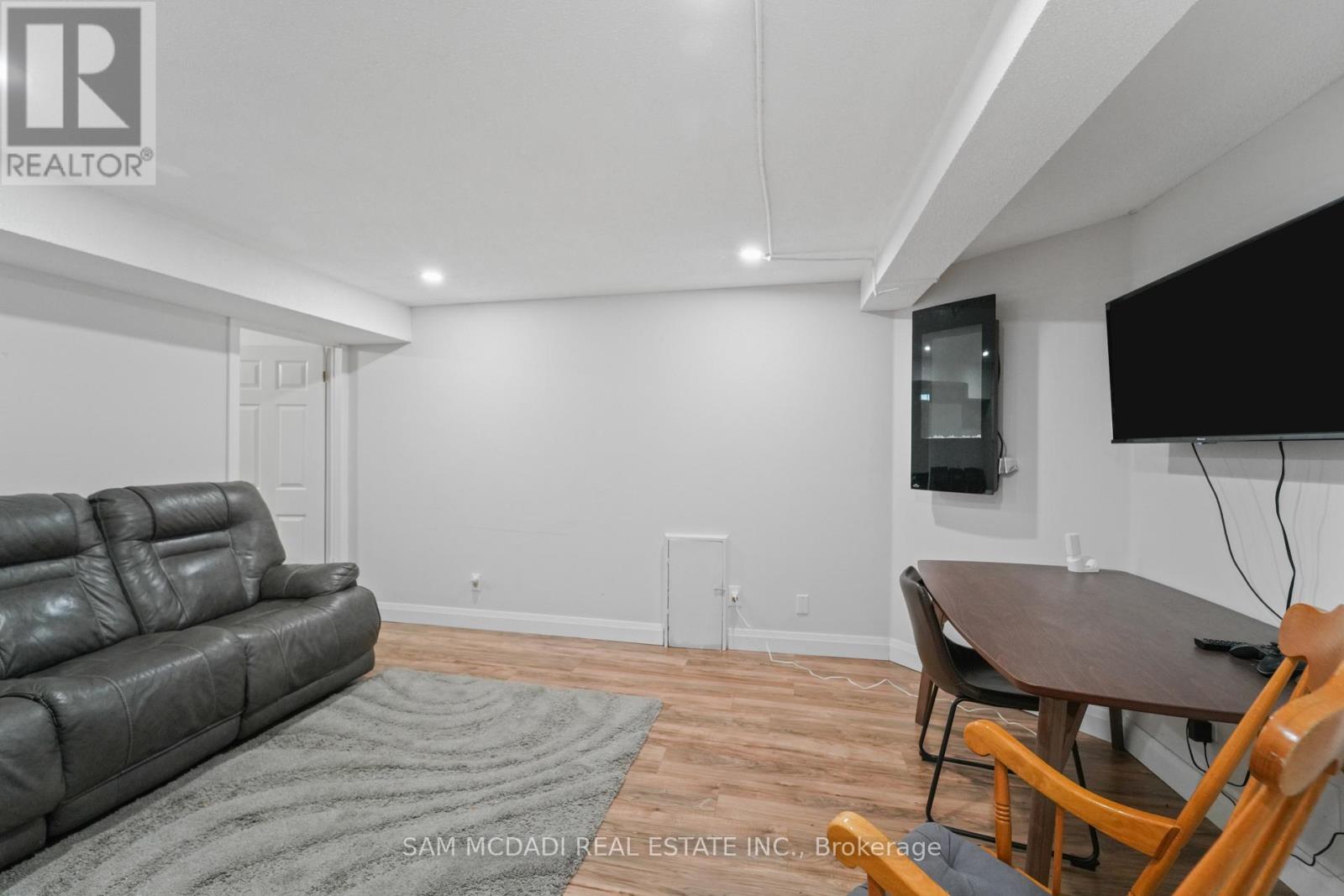 6251 Saltmarsh Court, Mississauga, Ontario  L5N 5V9 - Photo 35 - W13630208