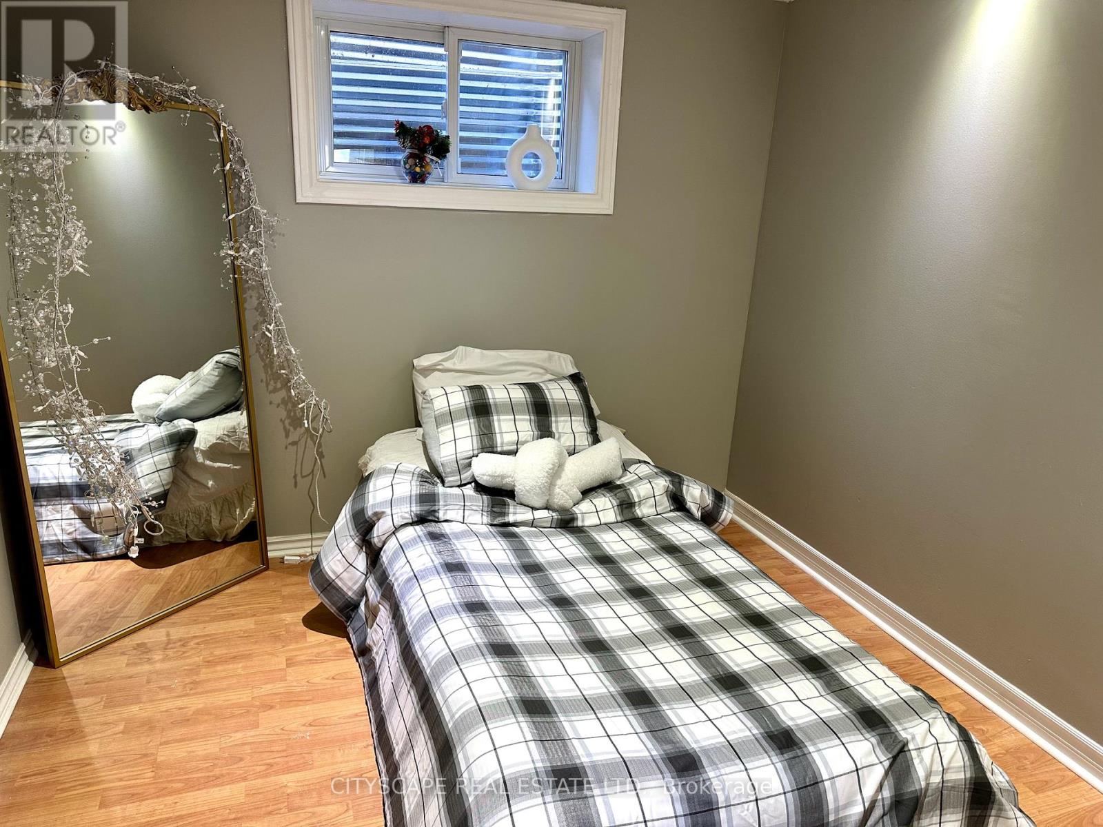 116 Rexway Drive E, Halton Hills, Ontario  L7G 1R6 - Photo 13 - W13630218