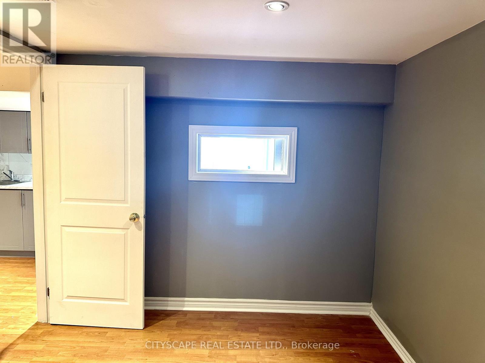 116 Rexway Drive E, Halton Hills, Ontario  L7G 1R6 - Photo 18 - W13630218