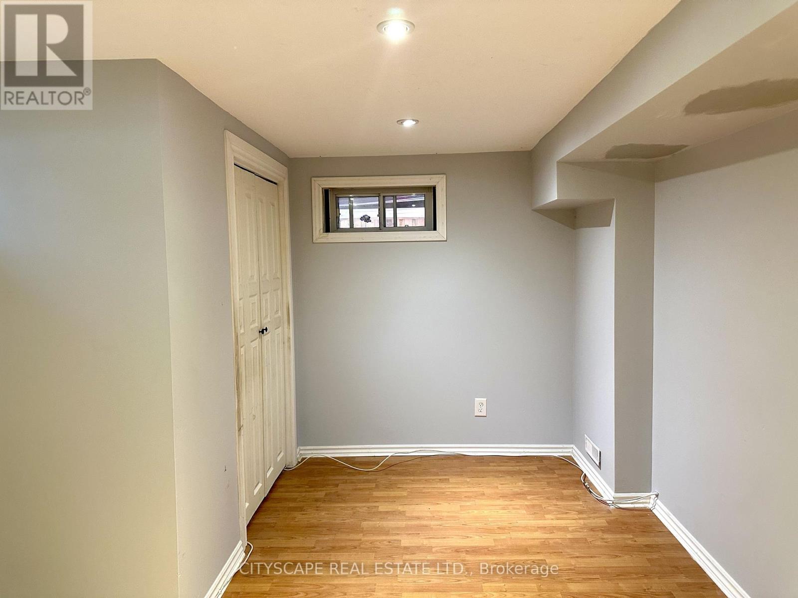 116 Rexway Drive E, Halton Hills, Ontario  L7G 1R6 - Photo 20 - W13630218