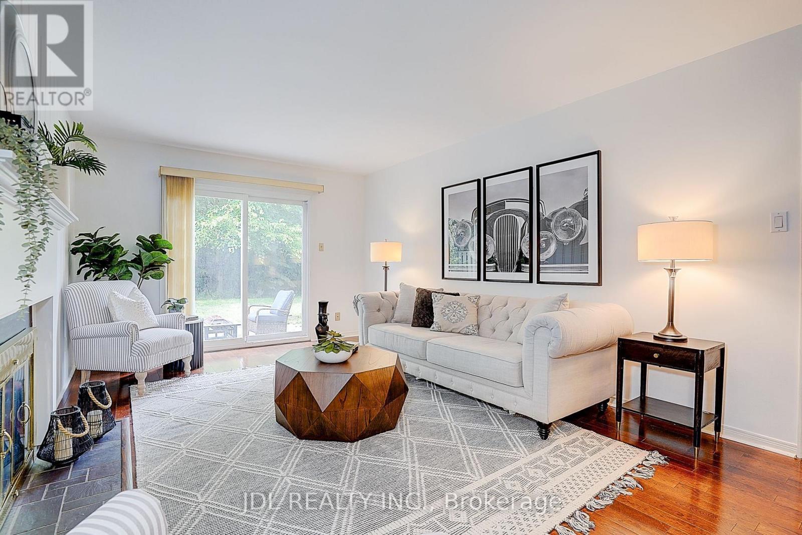 20 Mossgrove Trail, Toronto, Ontario  M2L 2W3 - Photo 16 - C13570564