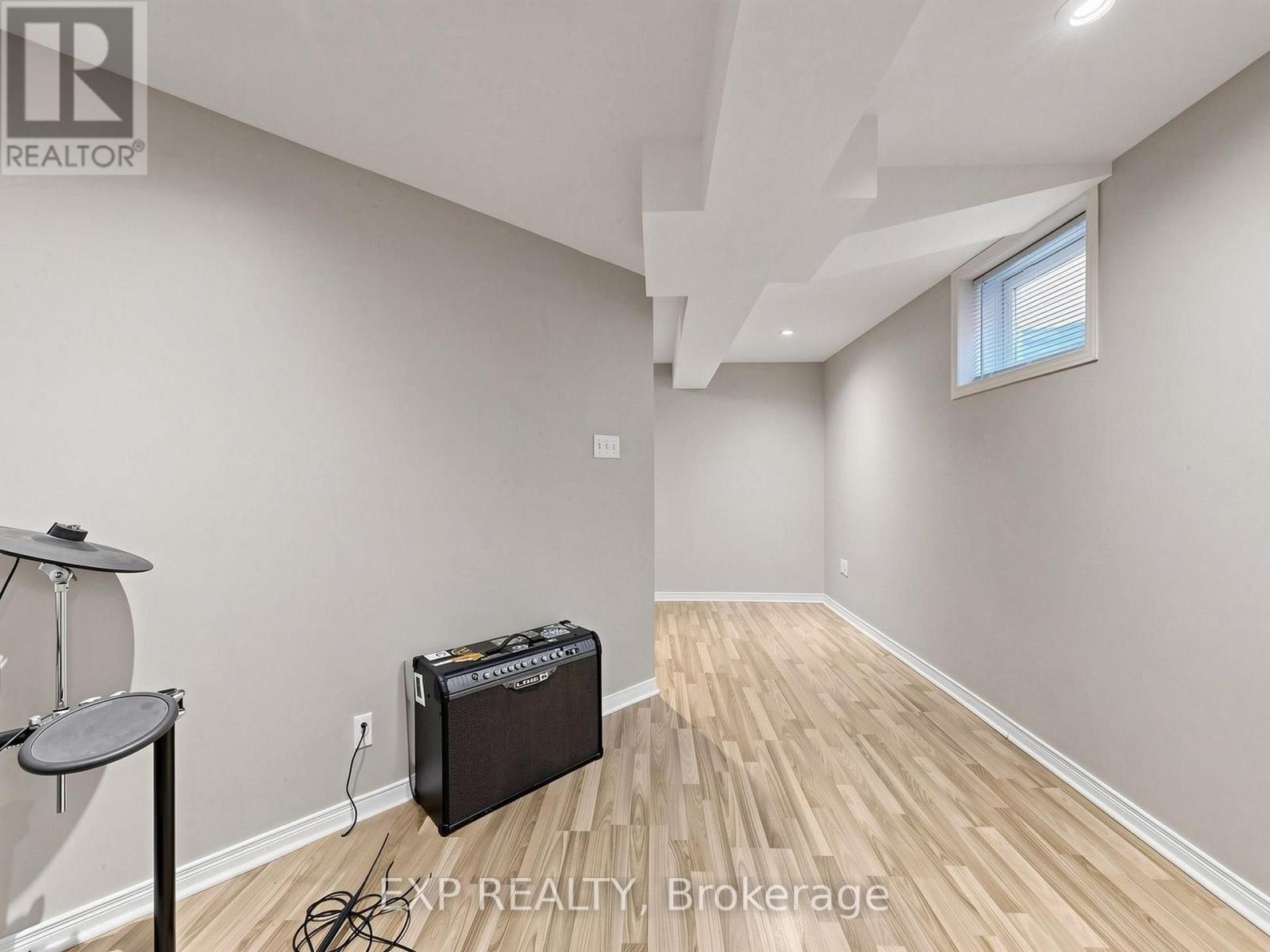 6 Booth Lane, Barrie, Ontario  L4N 0S4 - Photo 31 - S13630100