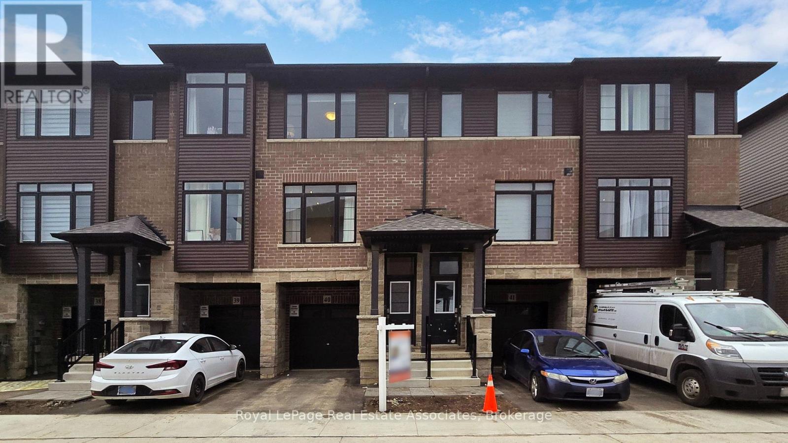 40 - 461 BLACKBURN DRIVE, Brantford, Ontario