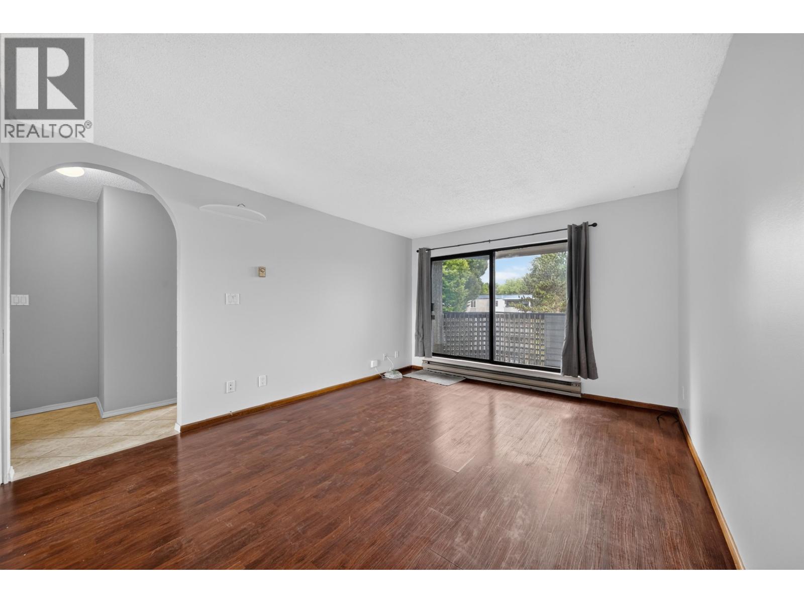 322 8700 Ackroyd Road, Richmond, British Columbia  V6X 3G2 - Photo 2 - R3150954