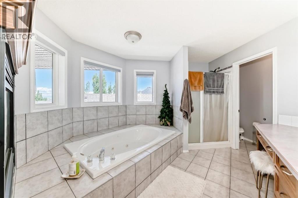 382 Cove Road, Chestermere, Alberta  T1X 1J6 - Photo 33 - A2333655