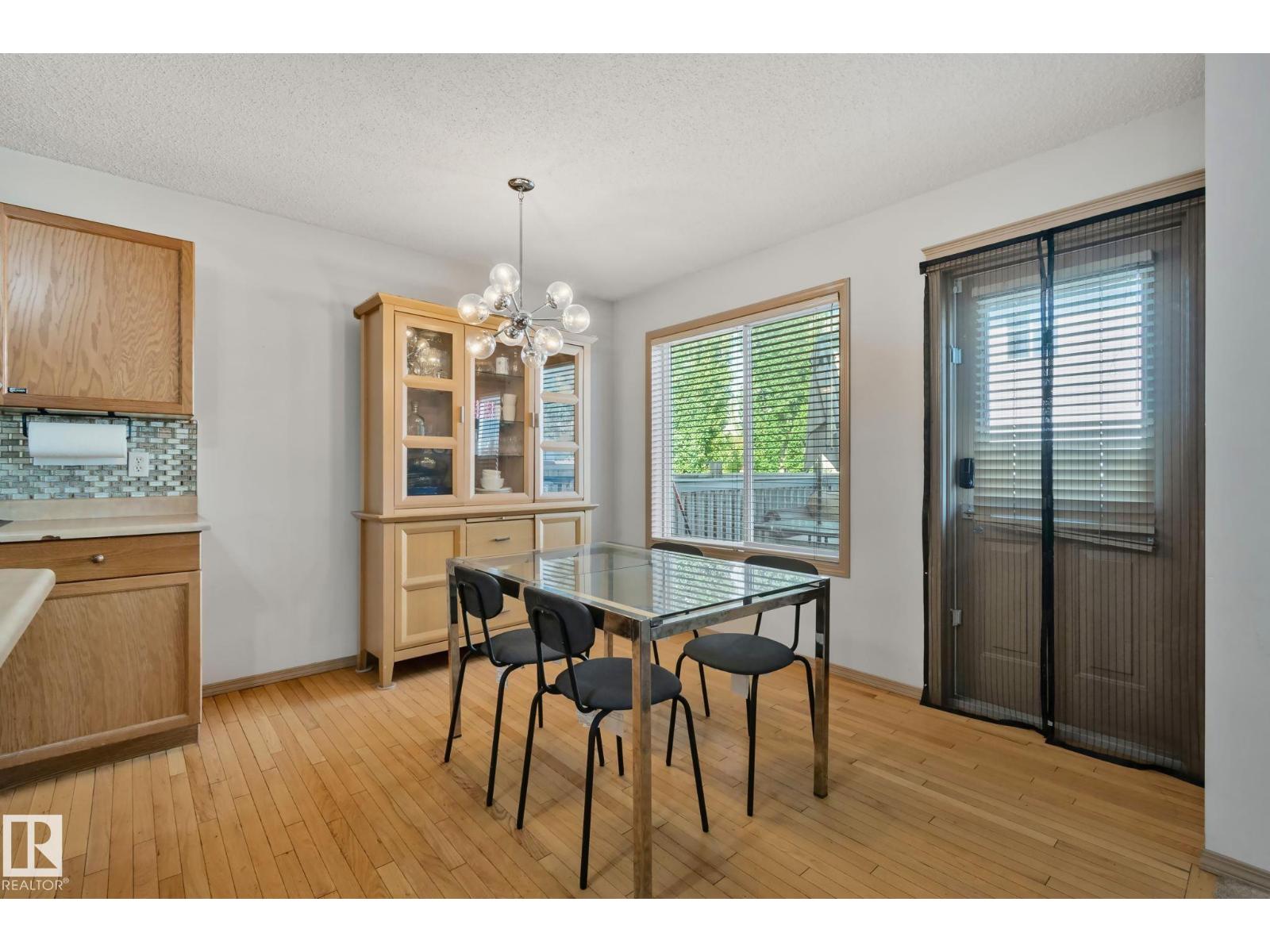 2819 33 St NW NW, Edmonton, Alberta  T6T 1P5 - Photo 9 - E4501847