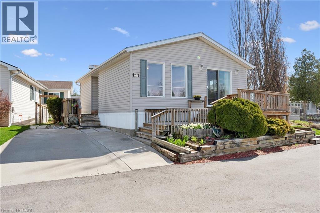 27 Trillium Beach Drive, Puslinch, Ontario  N0B 2J0 - Photo 4 - 40852547
