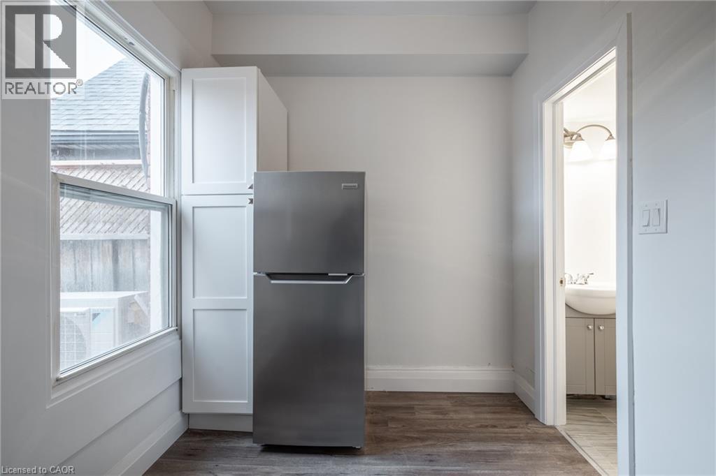 524 King Street E Unit# 3, Hamilton, Ontario  L8N 1E2 - Photo 11 - 40852821