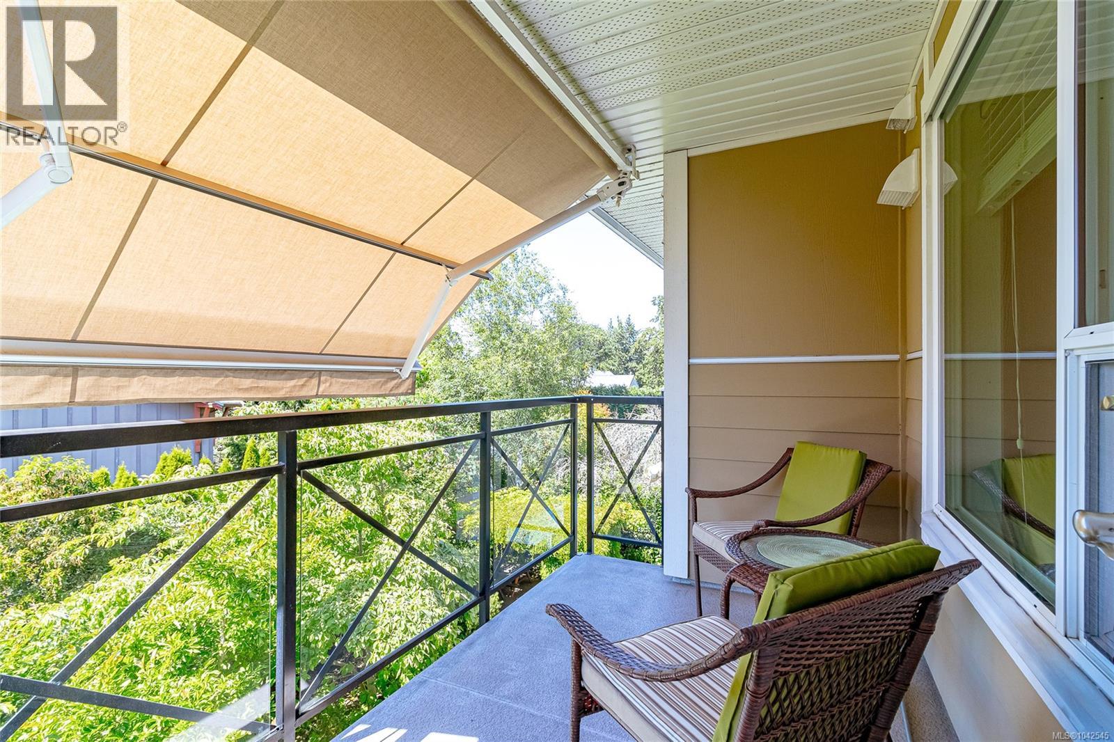 304 4536 Viewmont Ave, Saanich, British Columbia V8Z 5L2 - Photo 22 - 1042545
