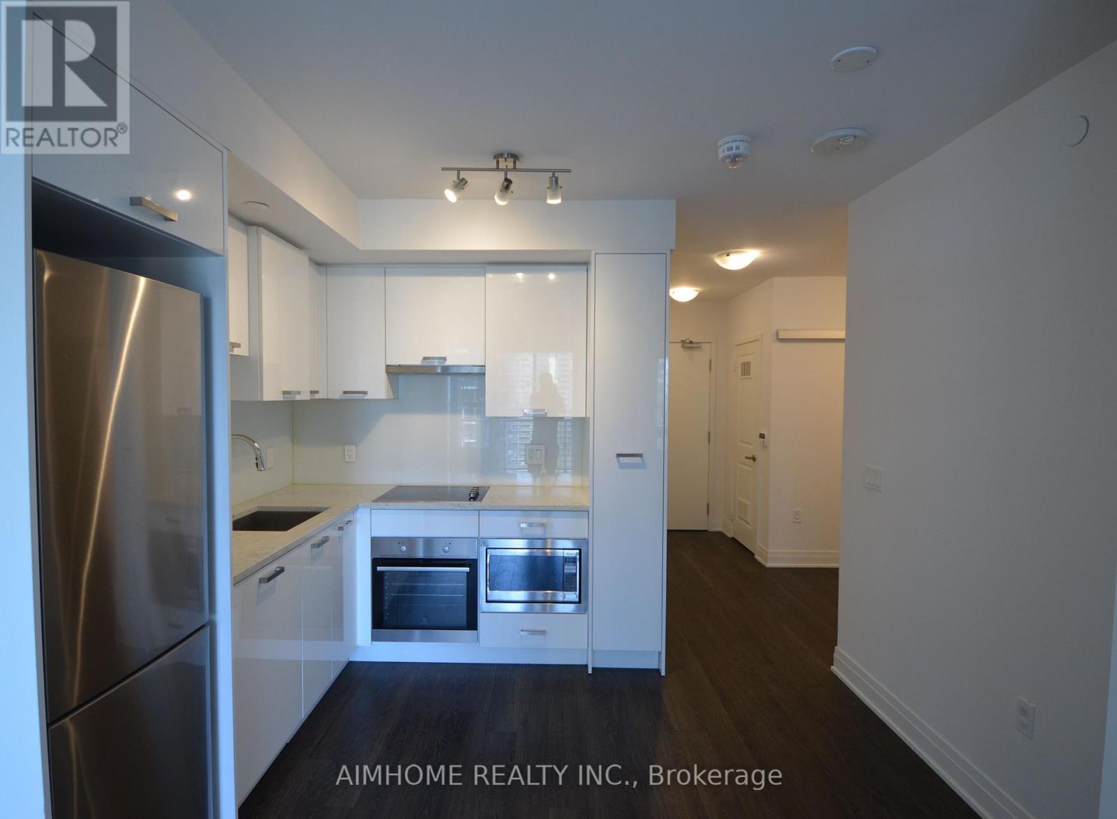 2202 - 99 BROADWAY AVENUE, Toronto, Ontario