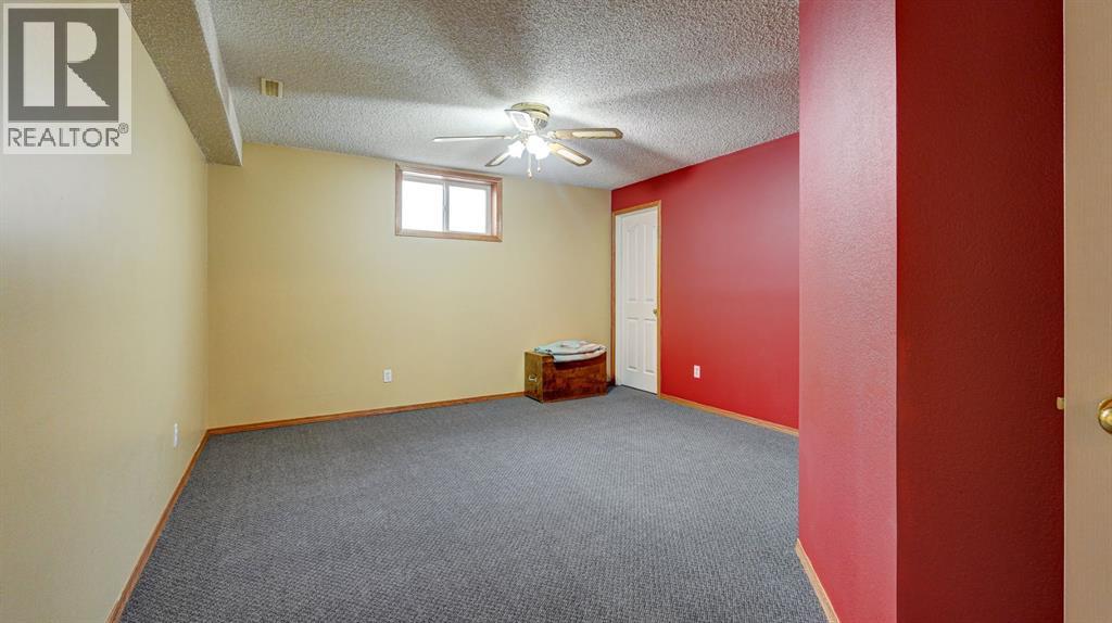 529 53 Avenue W, Claresholm, Alberta  T0L 0T0 - Photo 32 - A2332579