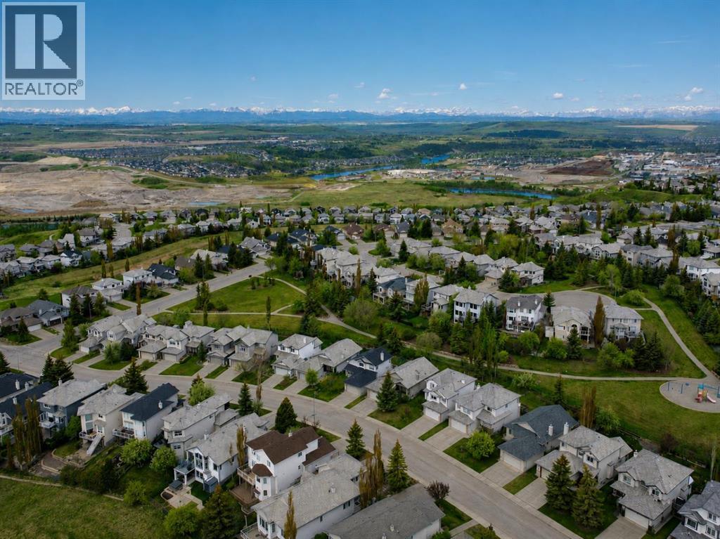 120 Gleneagles Terrace, Cochrane, Alberta  T4C 1W6 - Photo 4 - A2333824