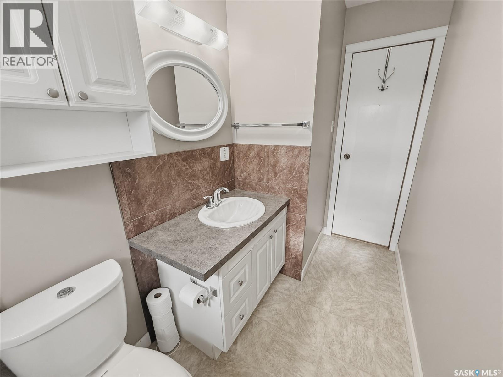 24 13th Avenue Se, Swift Current, Saskatchewan  S9H 4C3 - Photo 12 - SK038233